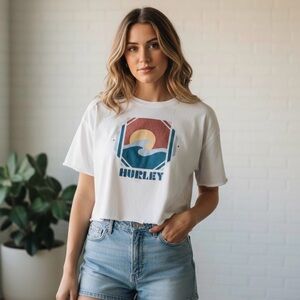 Hurley Society Islands Boxy Crop Tee
